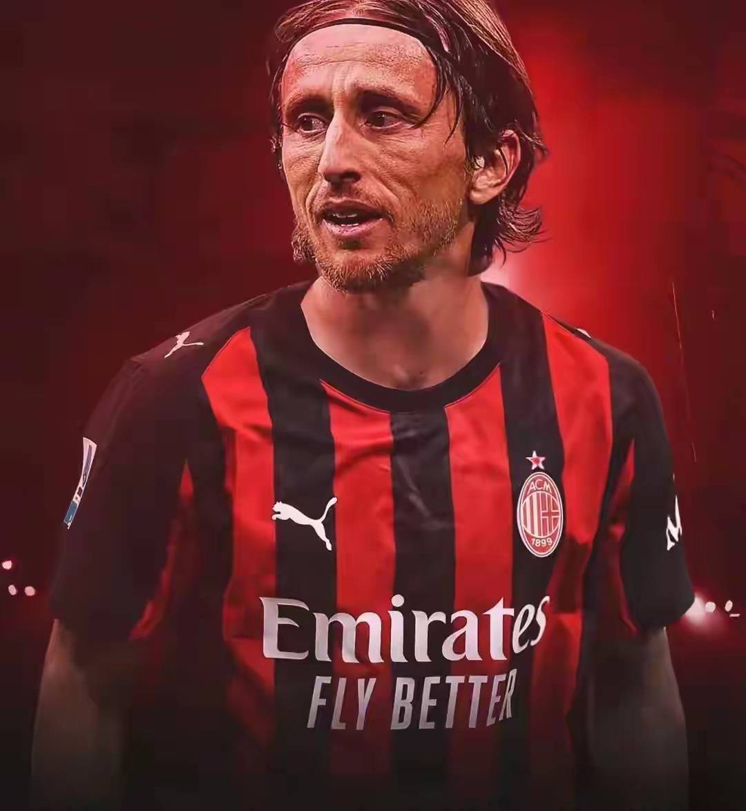 AC米兰轻取热刺，卡瓦尼补时绝平亚洲杯的简单介绍